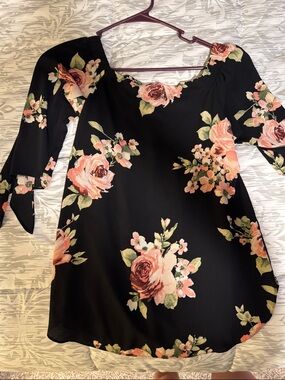 Black Floral Scoop-Neck Blouse with Pink Rose Print
